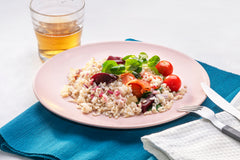 Ensalada de salmón, arroz y manzana