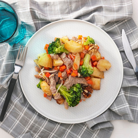 Magro de cerdo con patata y brocoli