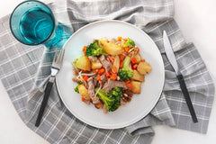 Magro de cerdo con patata y brocoli